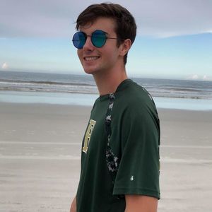 Meet your Posher, Alex